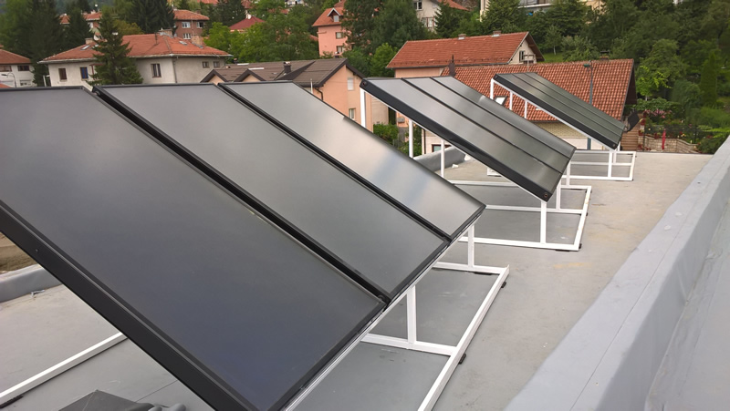 Zagrijavanje vode solarnim kolektorima smanjuje račune za struju do 50 posto