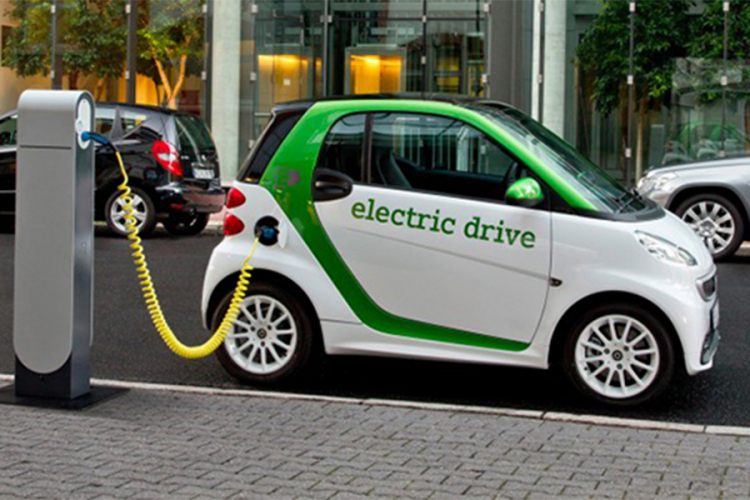 Zašto električni automobili ne smiju da budu bešumni
