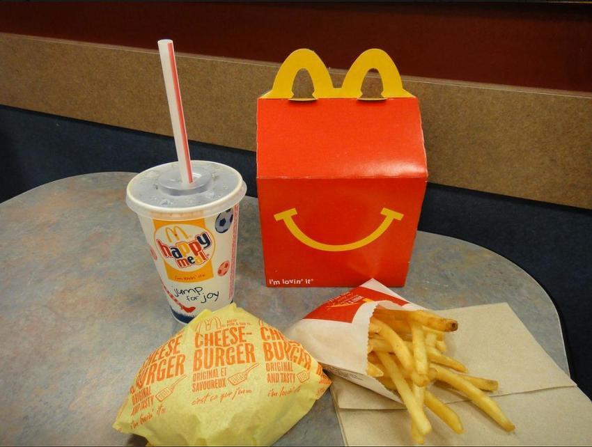 Za zdrav okoliš: McDonald’s neće više koristiti plastične slamke u Velikoj Britaniji i Irskoj