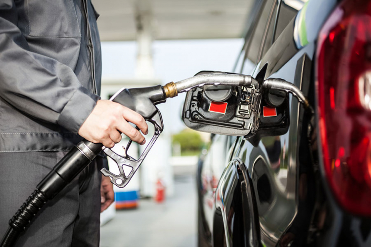 Privredna komora RS: Niže cijene goriva ukoliko rafinerije snize cijene