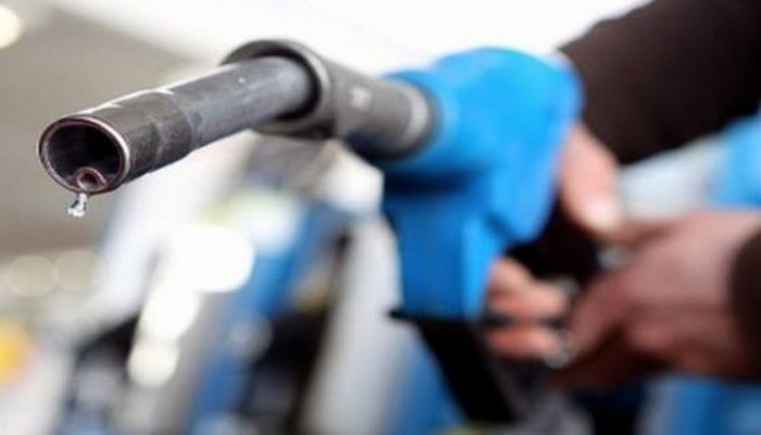 Nakon što su porasle cijene u regionu: Prijeti poskupljenje benzina