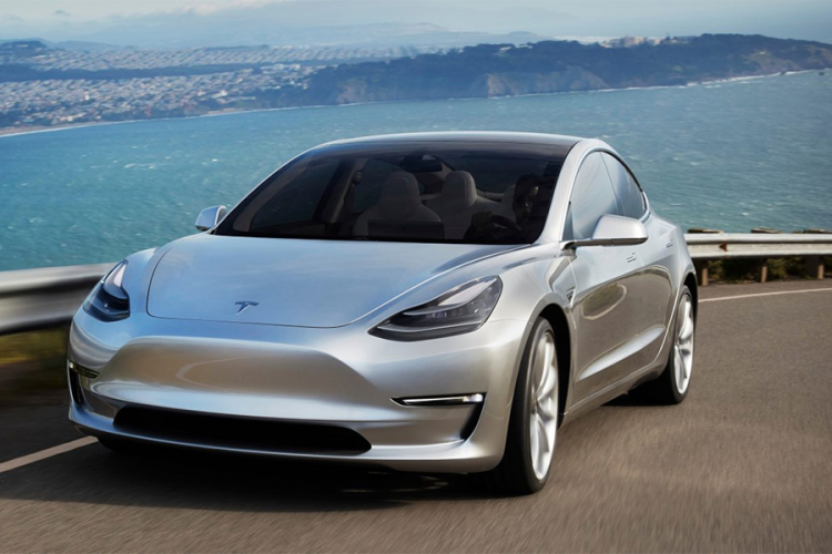 Najprodavaniji električni automobil: Tesla napravio preko 110.000 Modela 3