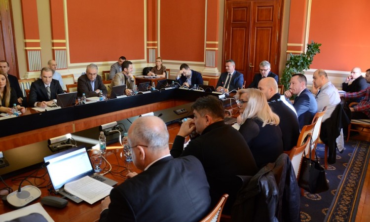 Vlada Brčkog predložila članove radnih grupa za izradu energetskih zakona
