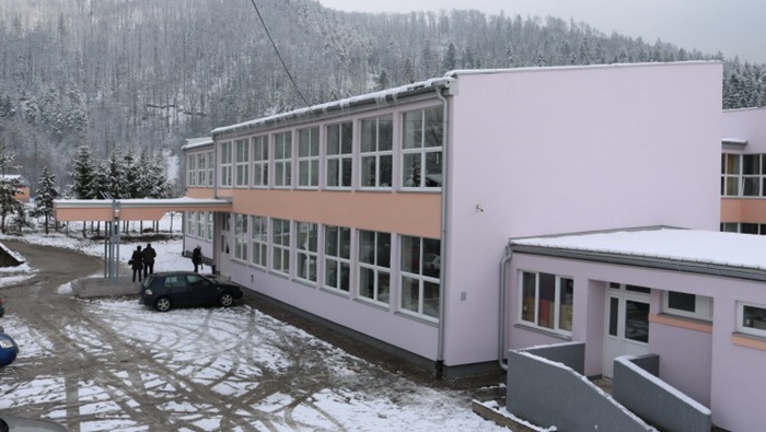 Tanović: CRP projektom ‘Pametne škole’ energetski obnovljeno sedam škola u TK