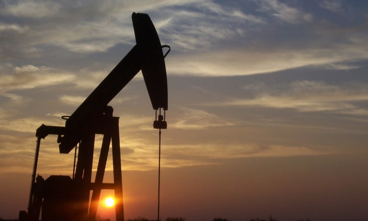 Cijene nafte prošloga tjedna pale više od dva posto zbog slabljenja potražnje