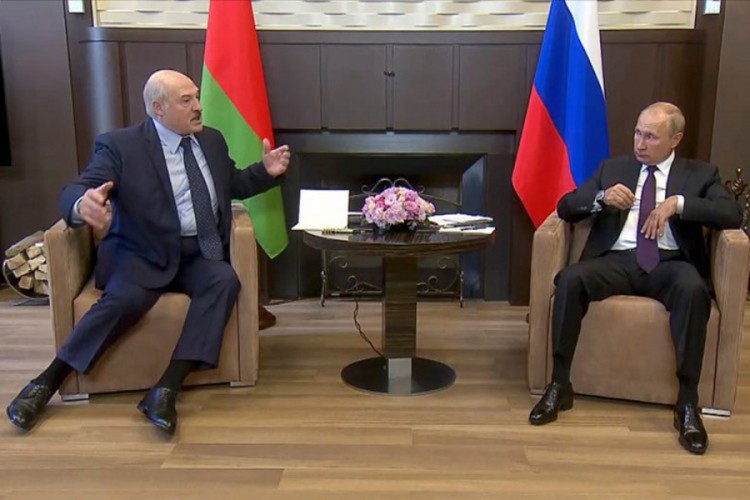 Lukašenko želi da kupi ruska naftna polja