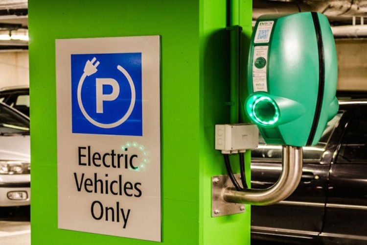 Električni automobili imaće zelene tablice
