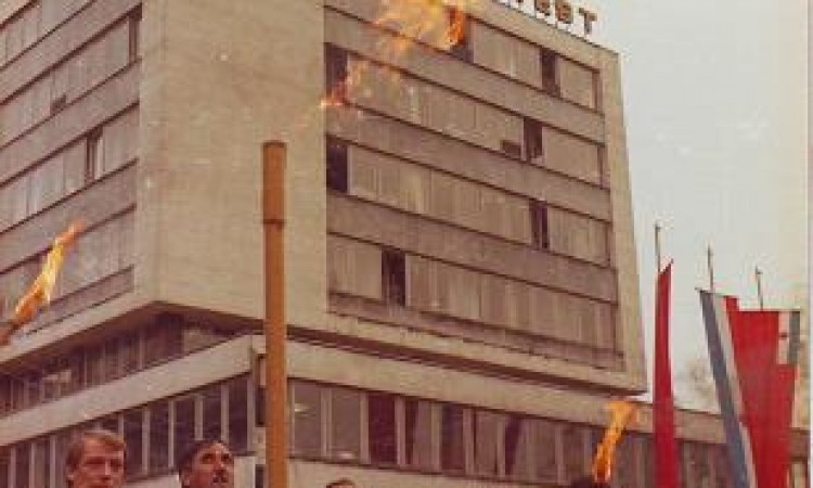 Na današnji dan 1979. godine u Sarajevu zapaljena prva baklja prirodnog gasa