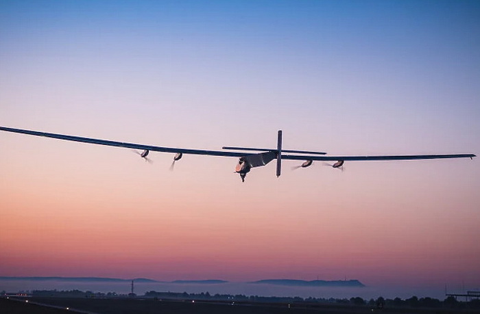 Novi solarni avion Američke mornarice će provesti u letu 90 dana