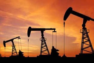 Neočekivano veliki skok američkih zaliha spustio cijene nafte ispod 70 dolara