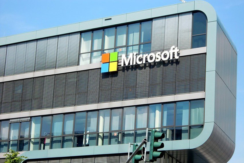 Microsoft kupuje solarnu energiju u Singapuru kako bi osigurao rad svojih centara