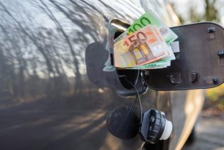 Srbija rekorder po nametima na gorivo, vozač za takse daje 60%