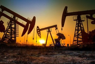 Cijene nafte pale ispod 76 dolara zbog rekordne američke proizvodnje i OPEC-a