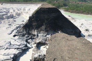 Ekološka katastrofa: Zagađeni rijeka Spreča i 10 hektara zemljišta