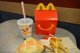 Za zdrav okoliš: McDonald’s neće više koristiti plastične slamke u Velikoj Britaniji i Irskoj