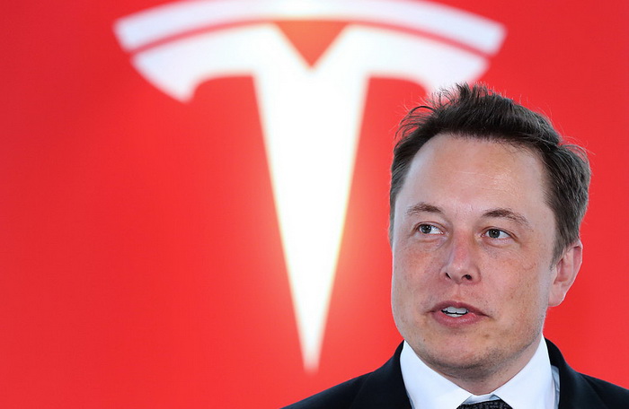 Tesla otpušta sedam posto radnika
