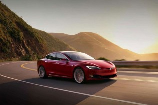 Tesla će preći magičnu cifru od 1.000 km