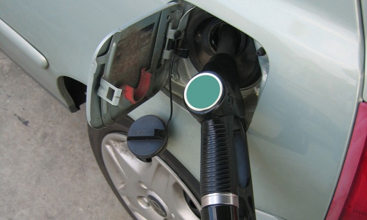 OMV napušta Sloveniju, prodaje 120 benzinskih servisa