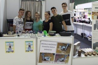 Na sajmu ENERGA 2019 promovisani radovi učenika tehničkih škola