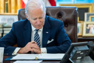 Biden će odobriti ispuštanje do milion barela nafte dnevno