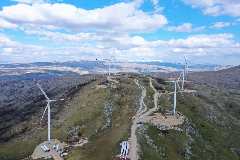 Izgradnja vjetroelektrane Ivovik na pola puta