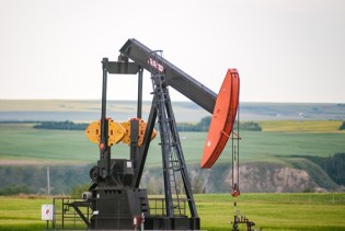 Nafta: Cijene pale više od 3 posto