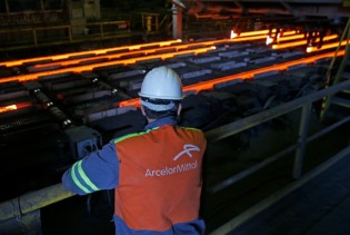 Sindikat i radnici ArcelorMittala kažu da trpe pritiske, nema nove ponude za prekid štrajka