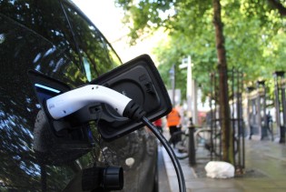 U Švedskoj će opasti udio električnih automobila u prodaji novih vozila