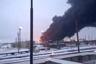 Ukrajinski dronovi pogodili rusku rafineriju nafte