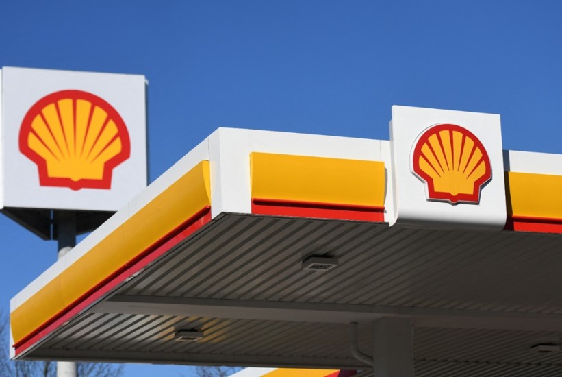Naftni gigant rasprodaje benzinske stanice i ulaže u elektropunjače