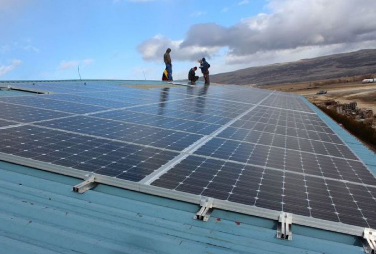 Otvorena najveća cirkularna i lagana solarna elektrana na svijetu ...