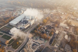 EU blizu ostvarenju prolaznog cilja smanjenja ugljičnih emisija