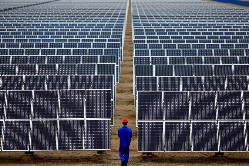 Kina i SAD u utrci za energetsku budućnost: Ko zaista vodi?