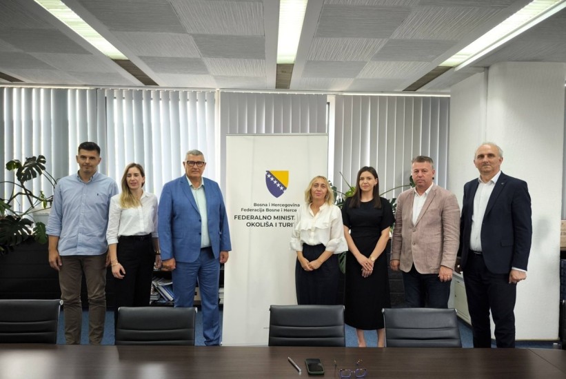 Potpisani ugovori vrijedni dva miliona KM za unapređenje upravljanja otpadom u FBiH