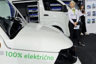 Prvi Sajam elektromobilnosti u Srbiji: Električni automobili povoljniji po džep i životnu sredinu