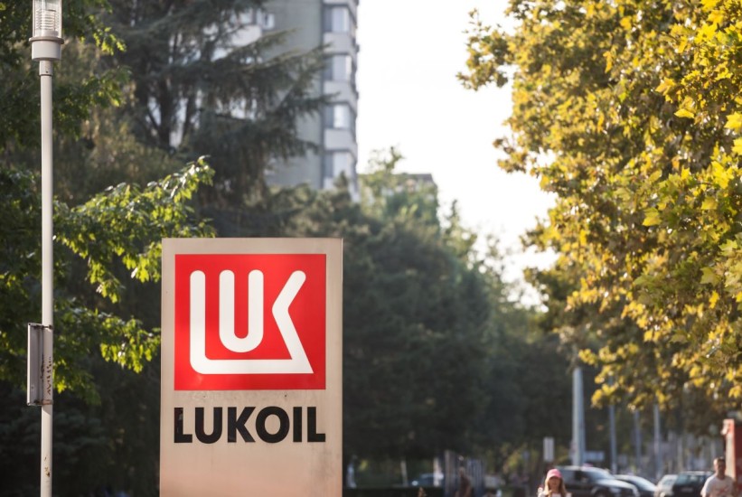Lukoil obustavio eksploataciju nafte u Iraku