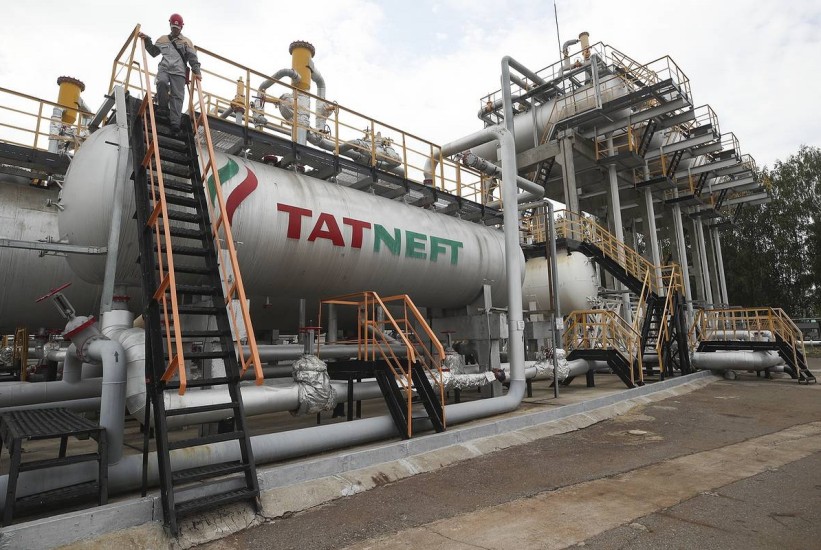 Britanci uveli nove sankcije: Na udaru ruska nafta