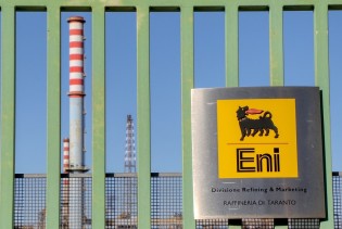 Eni angažirao međunarodnog savjetnika za prodaju postrojenja