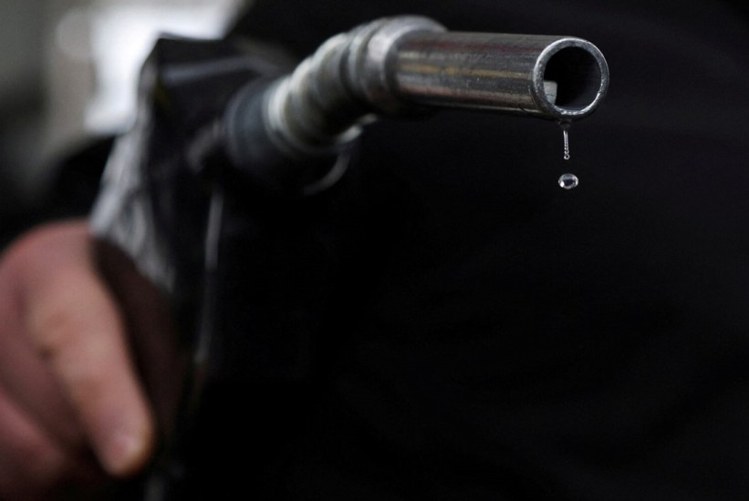 Cijene nafte nastavljaju rasti, Trump potvrdio rok za žešće napade