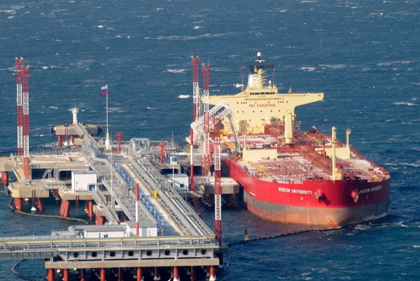Grčki brodari zaradili 3,8 milijardi dolara na prijevozu ruske nafte