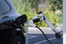 Geely predstavio punjač od 2.250 kW: Električni automobil puni se za nekoliko minuta